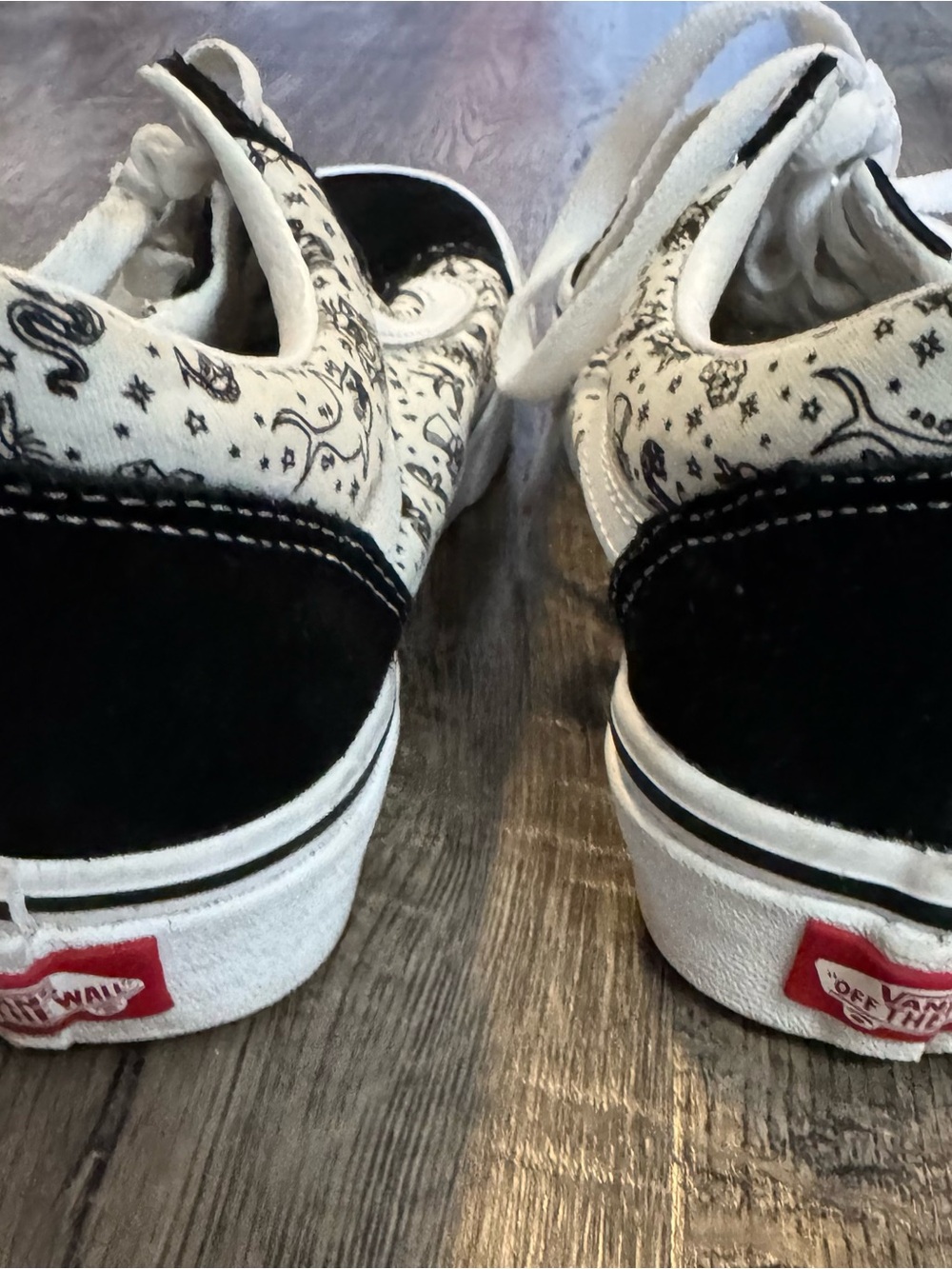 Vans Old Skool Women’s White Canvas with Black Tattoo Print Size W8 - Picture 6 of 8